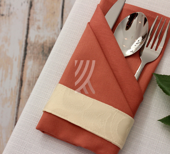 Pierścień na serwety bankietowe Bella Kremowy