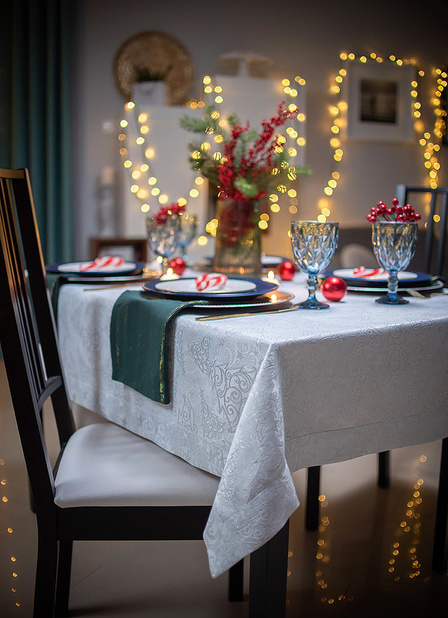 Obrus Świąteczny Christmas Tree Srebrny Mankiet 6/1