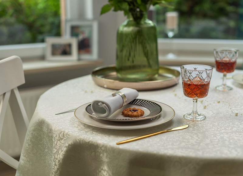 Obrus Secret Garden Krem Lamówka