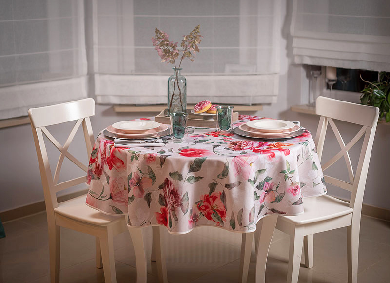 W_Obrus koło 150 Różany Ogród Beżowo-Kremowy Lamówka 