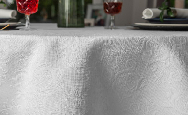 W_Obrus koło 150 Penelope Lamówka