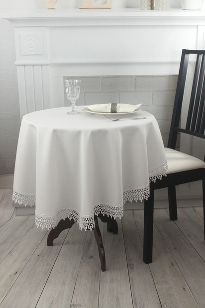 W_Obrus 140x315 OWAL, Len Biały z Gipiurą Oczka