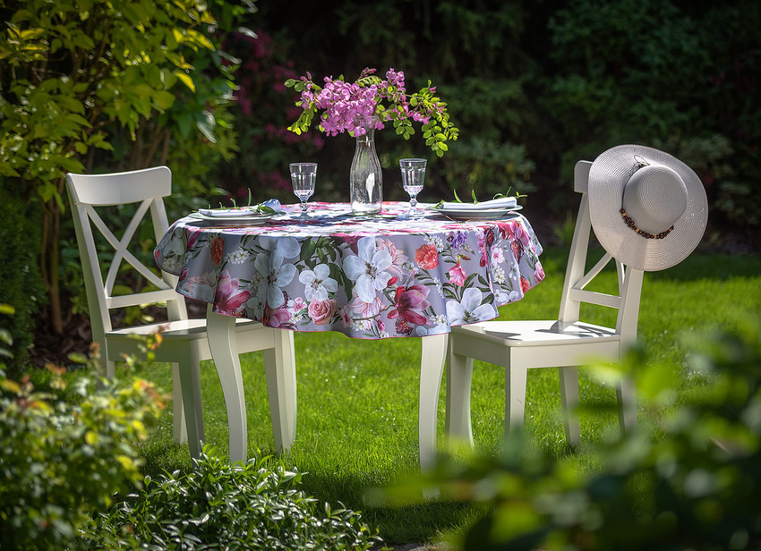 W_Obrus 125x220 owal, Flowers Różowa Aleja Wypustka Róż