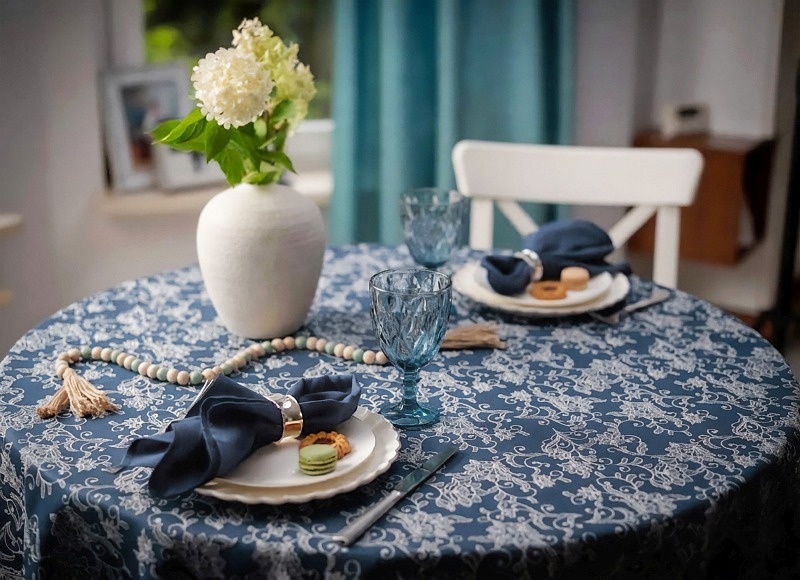 Obrus Sekret Natury Denim Blue Lamówka