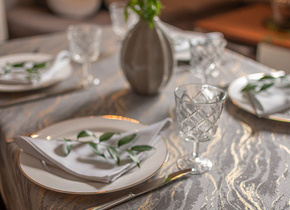 W_Obrus 140x240 Etna Glamour Stalowo-Złoty Lamówka