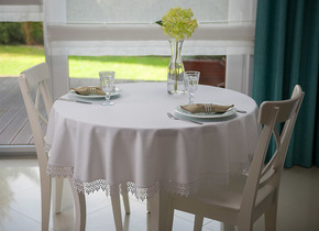 W_Obrus owal 97x116 Len Biały Elegance Gipiura Oczka