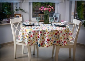 Obrus Szept Wiosny Wypustka Zielona