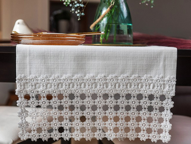 Nakładka 40x140 Len Elegance Biały Gipiura Kwiatki