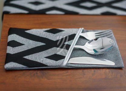 Kieszonka na sztućce Frozen Design Lamówka Srebrna Brokat Kieszonka na sztućce Frozen Design Lamówka Srebrna Brokat