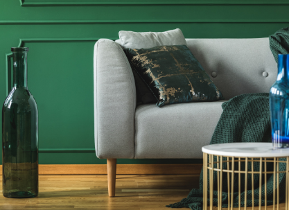 Butelkowa zieleń - ściana i dodatki Butelkowa zieleń