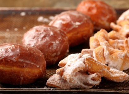 Tłusty Czwartek - pączki i faworki Tłusty Czwartek - pączki i faworki