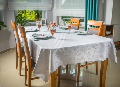 Obrus Wiosenna Łąka Srebrny WP