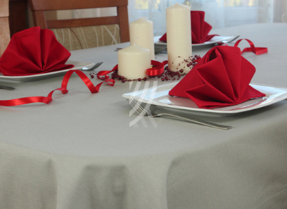 Obrus Pola Jasny Szary Mankiet