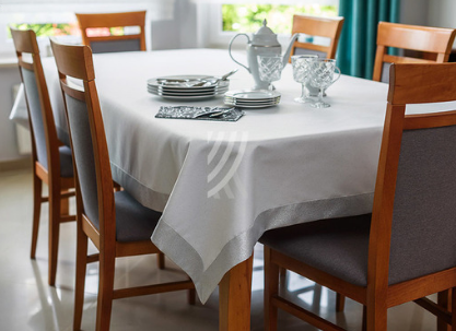 Obrus Illusion Srebrny MT 5/1 Obrus Illusion Srebrny MT 5/1