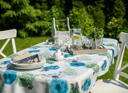 Obrus Flowers W56 Podszyty